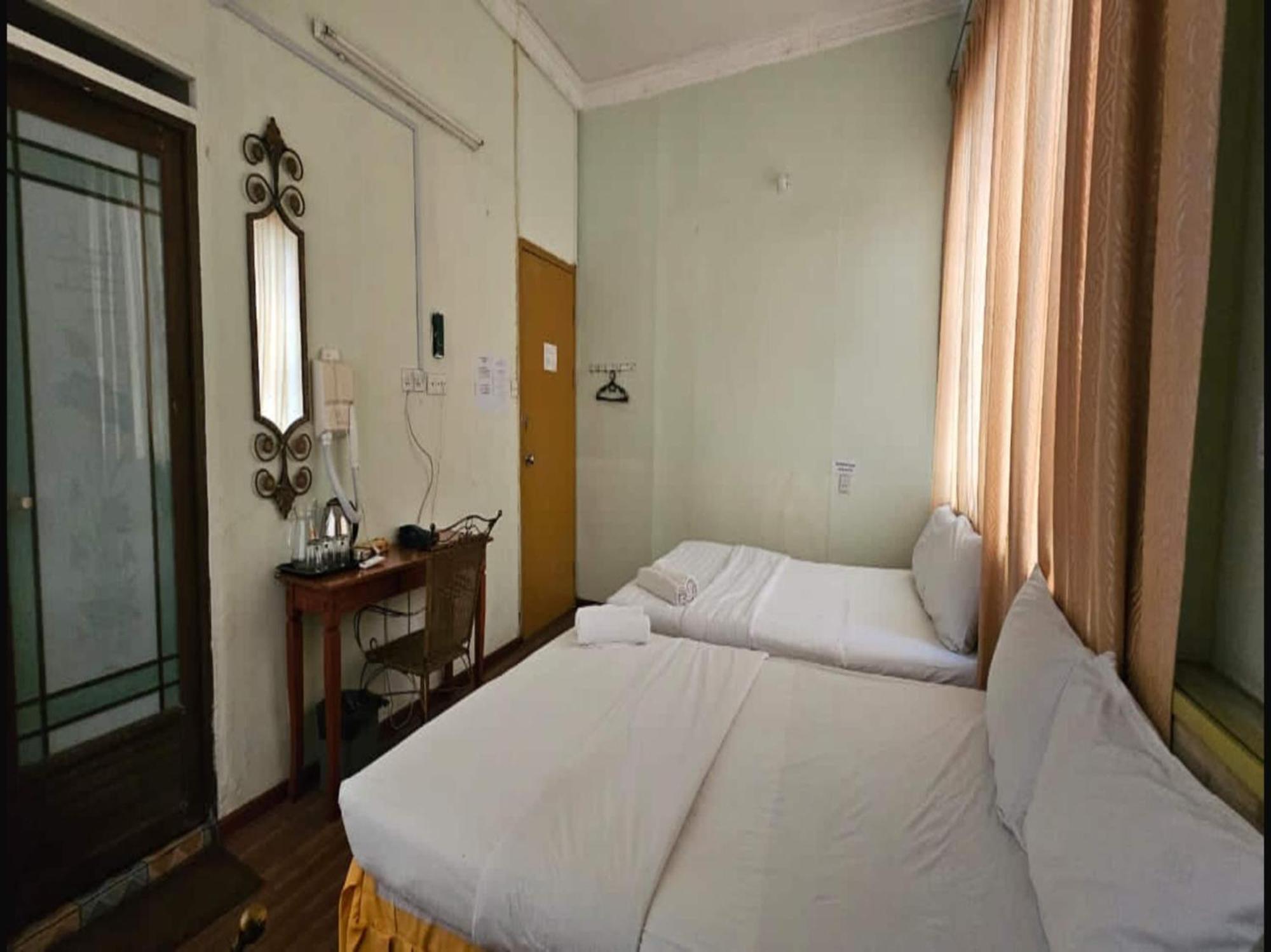 Oyo 90979 Sianglory Inn Kota Kinabalu Kültér fotó