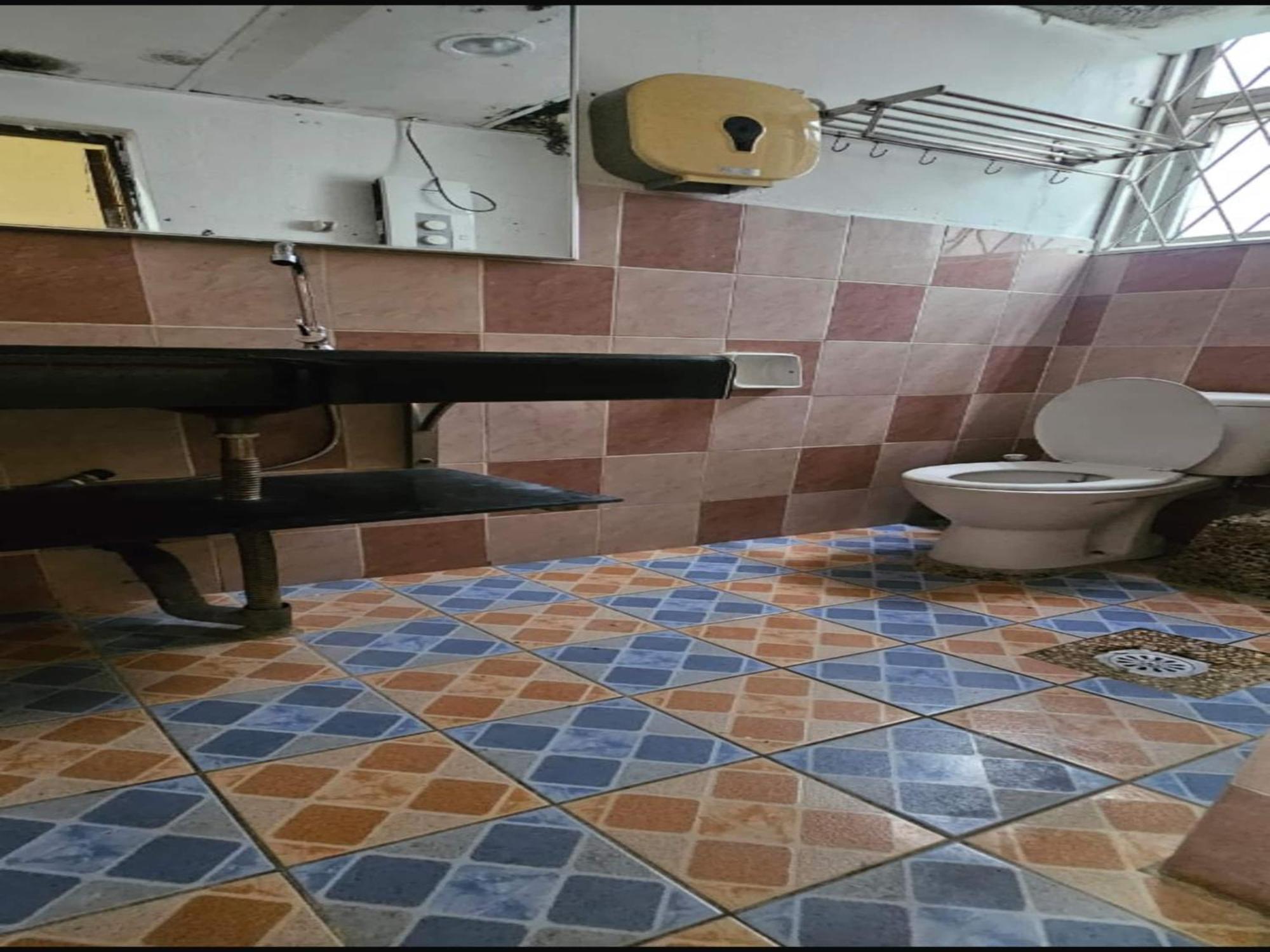 Oyo 90979 Sianglory Inn Kota Kinabalu Kültér fotó