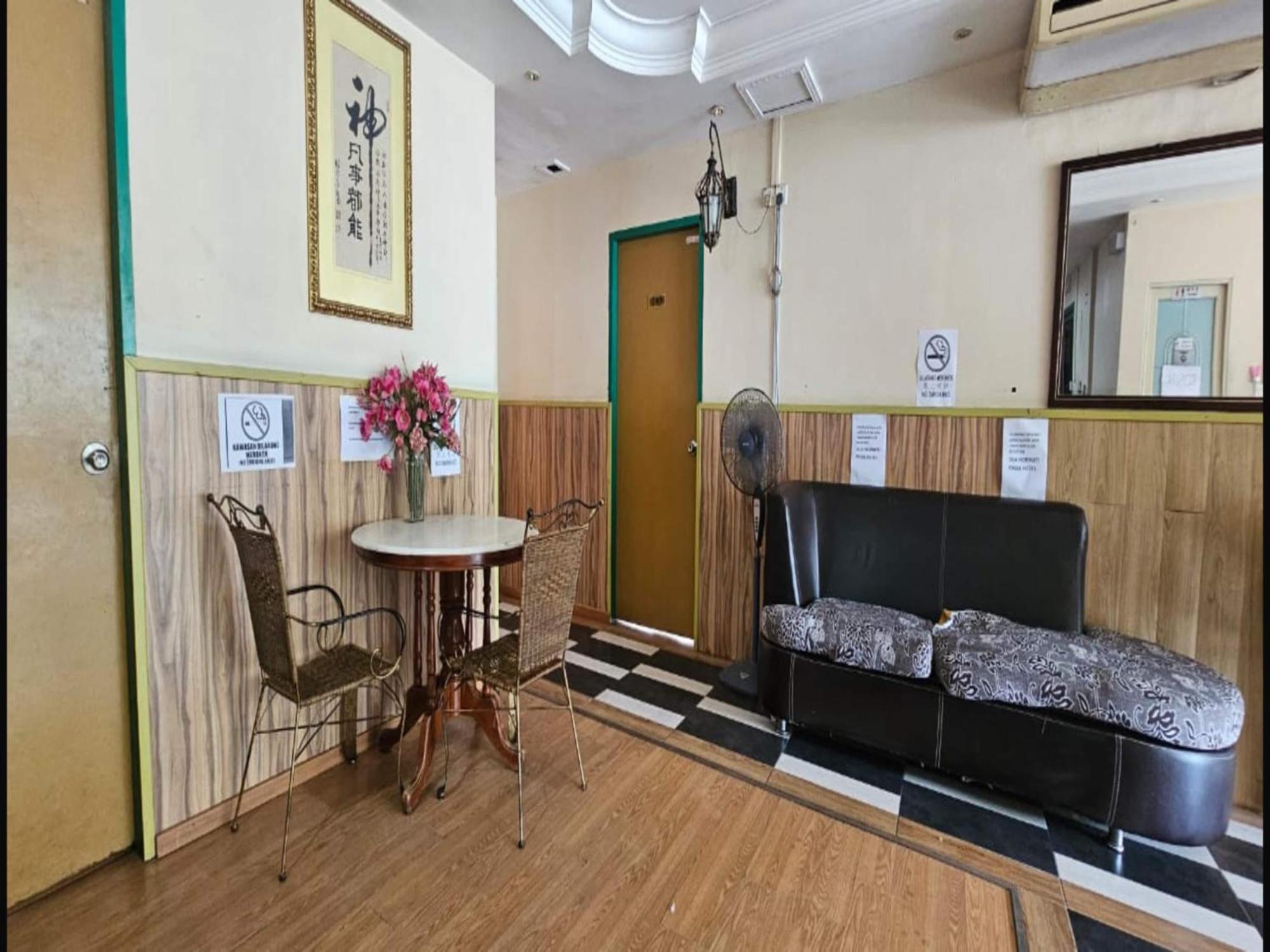 Oyo 90979 Sianglory Inn Kota Kinabalu Kültér fotó